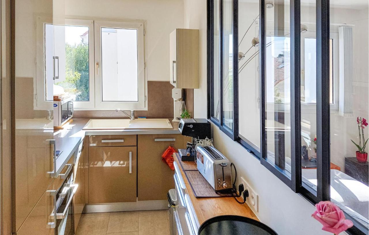 Awesome Apartment In Triel-Sur-Seine With Kitchen Εξωτερικό φωτογραφία