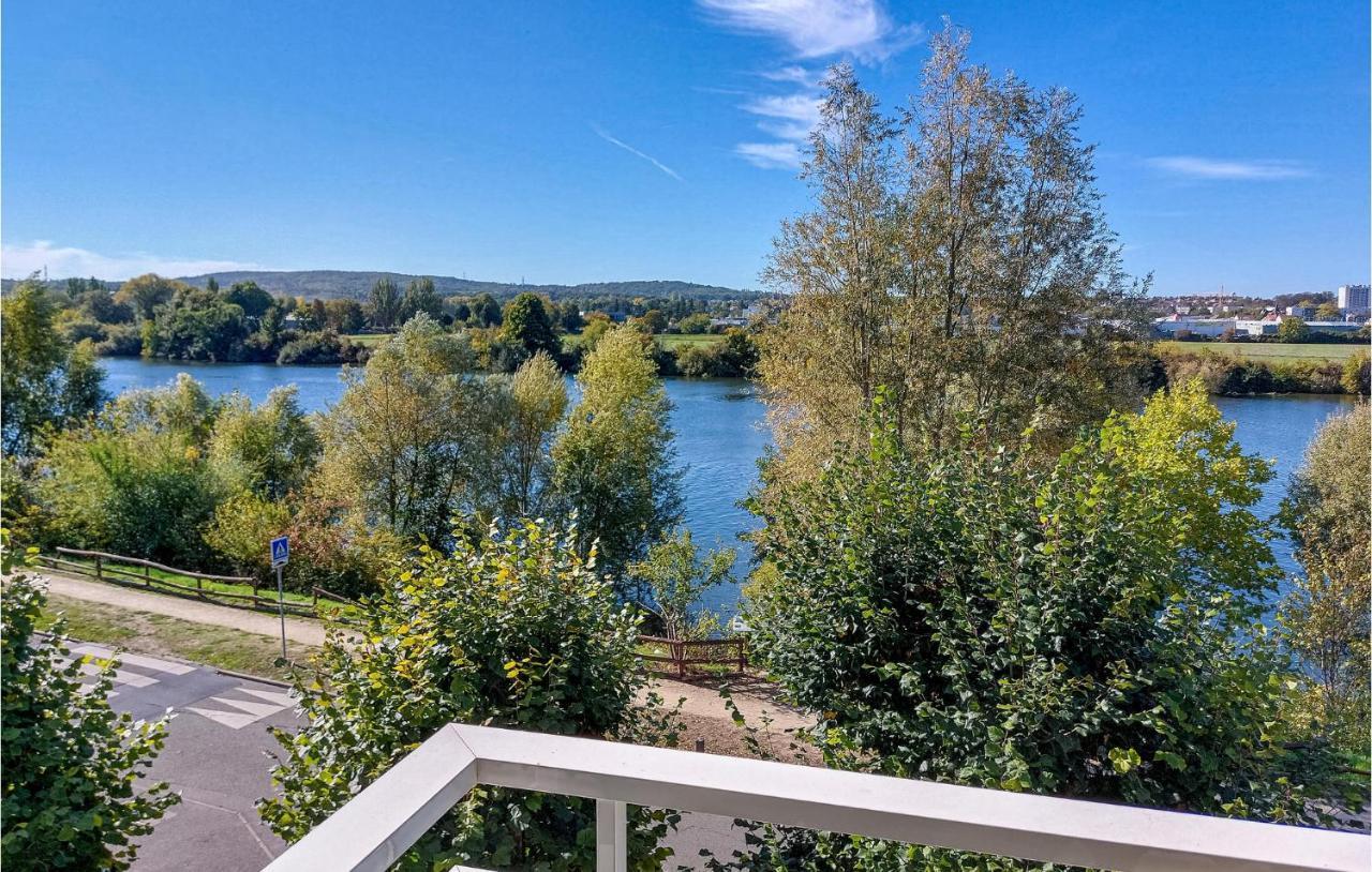 Awesome Apartment In Triel-Sur-Seine With Kitchen Εξωτερικό φωτογραφία