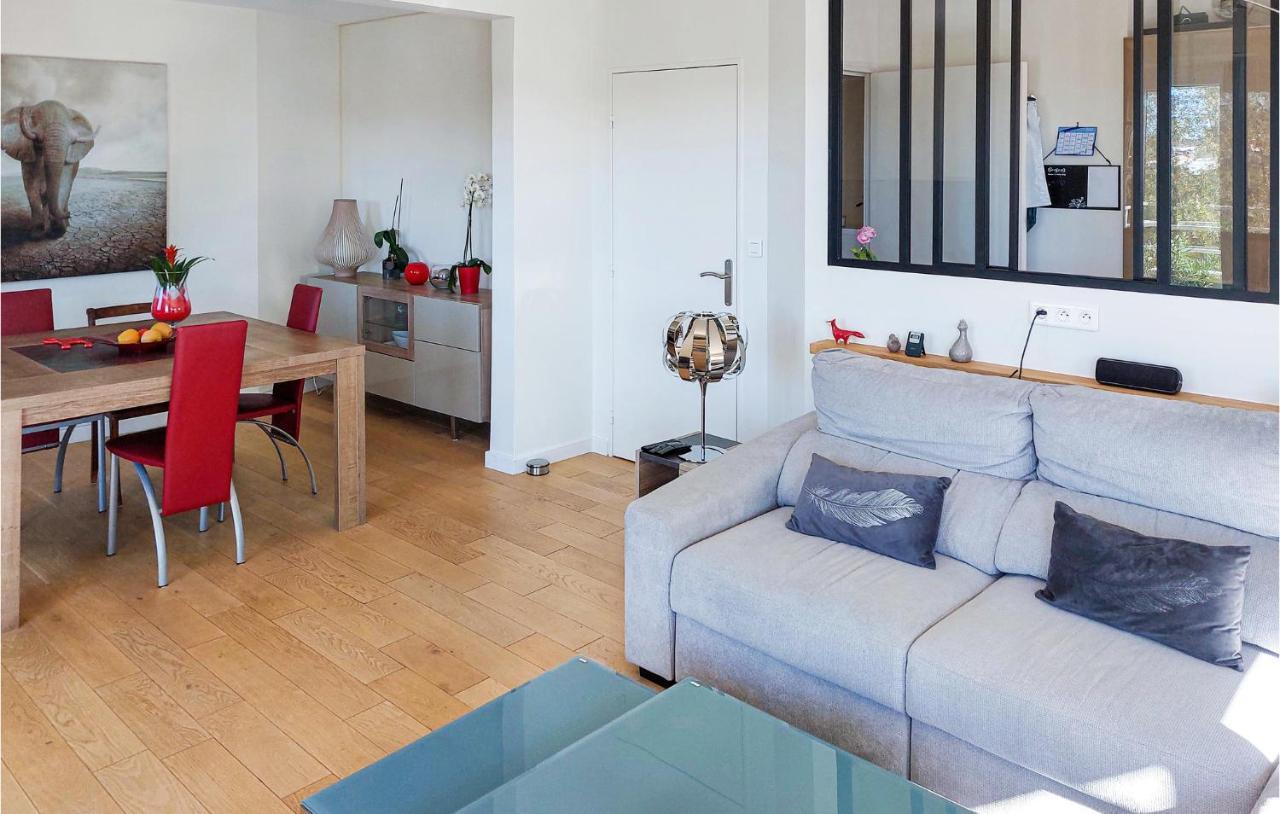 Awesome Apartment In Triel-Sur-Seine With Kitchen Εξωτερικό φωτογραφία